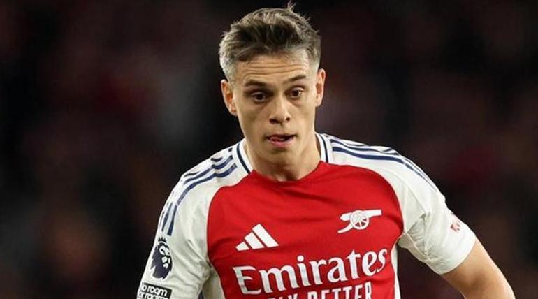 Beşiktaş, Leandro Trossardı KAPa bildirdi İstanbula geliş saati açıklandı