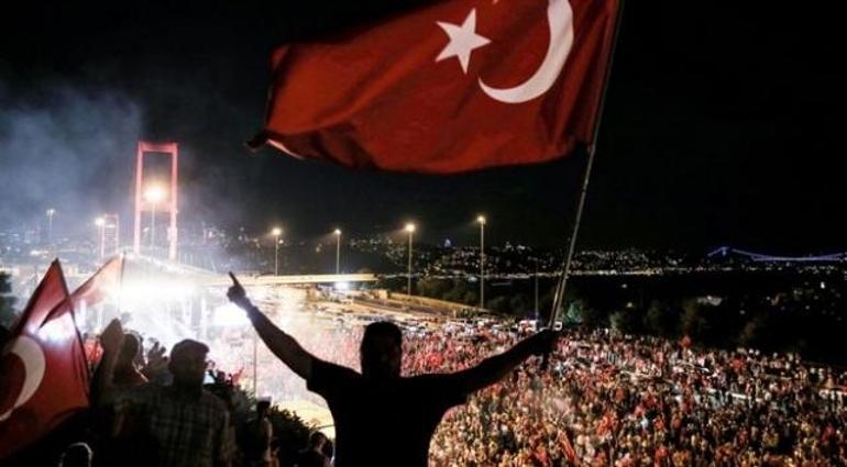 Cumhurbaşkanı Erdoğandan darbe girişiminin 10. yılına özel makale Milletimiz tarihin en büyük derslerinden birini verdi