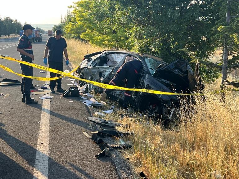 Sıla yolunca feci kaza: Gurbetçi aileden 3 kişi hayatını kaybetti