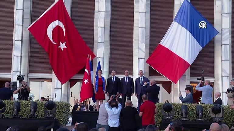 Büyükelçilerin Erik Dalı düellosu
