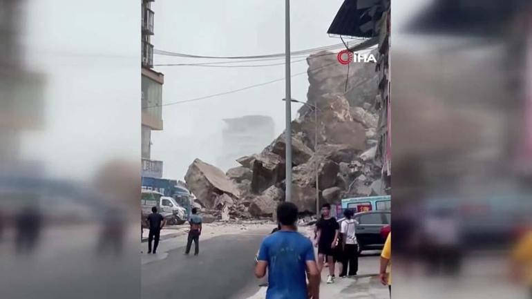 ÇİNİ HEYELAN VURDU O anlar kamerada