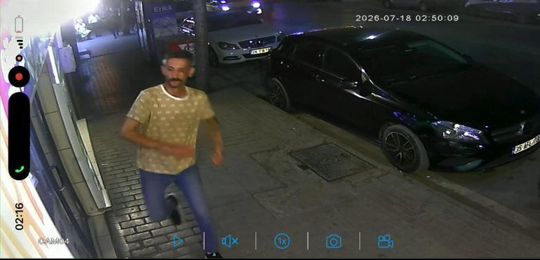Esnaf fark etti: Suçüstü yakalandı