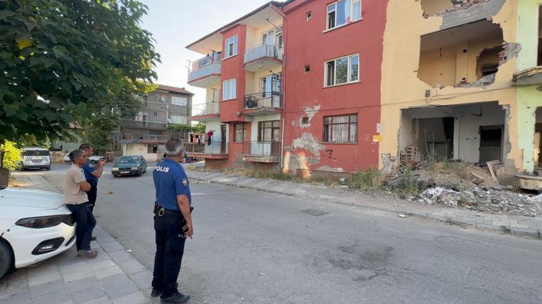 SON DAKİKA... Malatyadaki 5 büyüklüğünde deprem anı kamerada