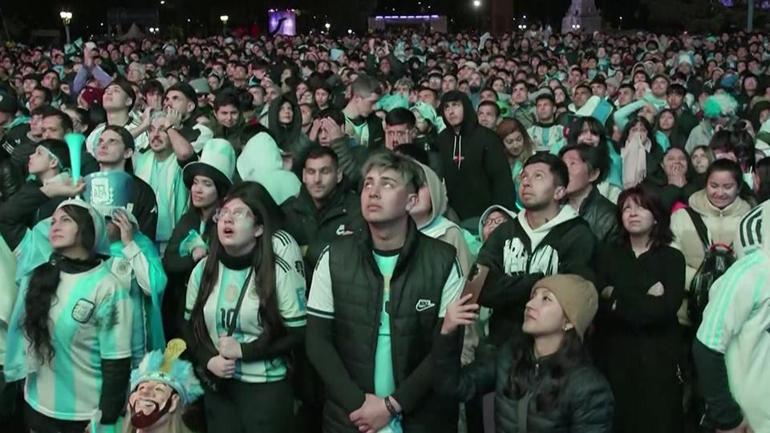 Arjantin’de final sonrası sokaklar karıştı