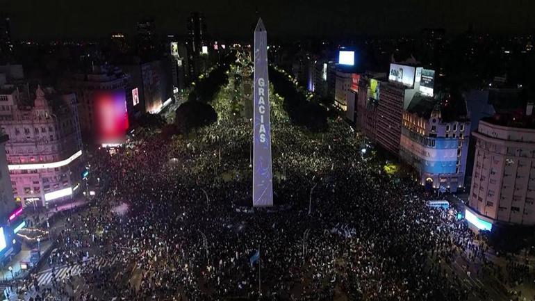 Arjantin’de final sonrası sokaklar karıştı