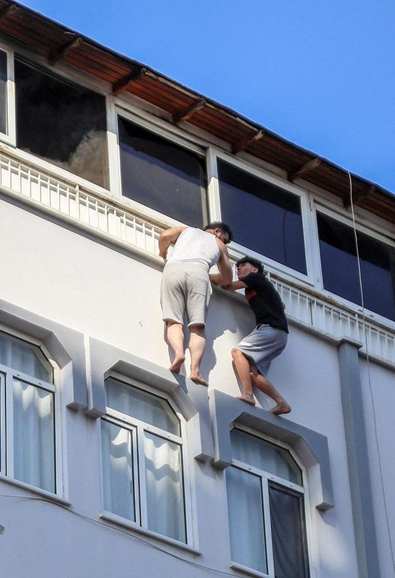 Antalyada yangından 1 saniyeyle kaçış kamerada