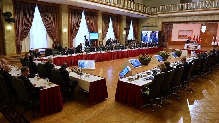 Terörsüz Türkiyede sıra yasal adımda… Tuncer Bakırhan: “Çerçeve yasa hemen çıkarılmalı”