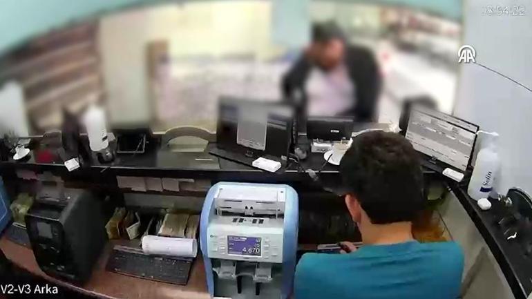 2 farklı kuyumcudan 4 kilo altın çaldılar, piknik yaparken yakalandılar