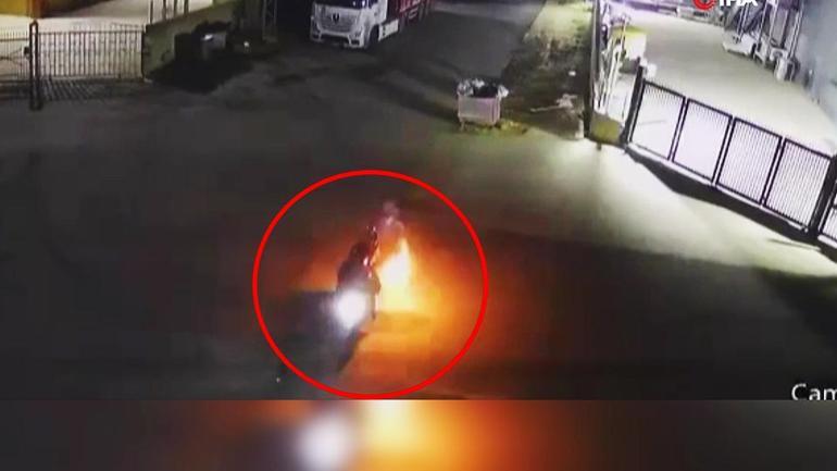 Zamanlayamadı, patlayıcı elinde patladı 17 yaşındaki şüphelinin parmağı koptu