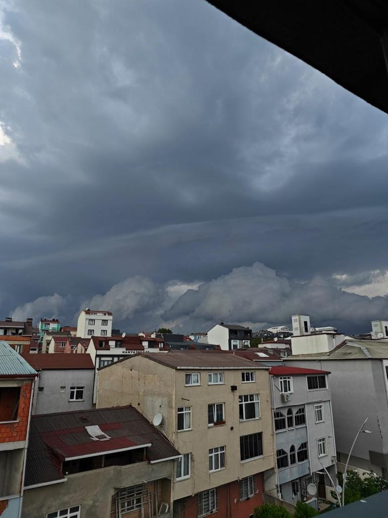 Meteoroloji uyarmıştı İstanbulda fırtına etkili oldu