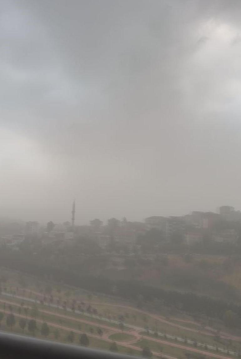 Meteoroloji uyarmıştı İstanbulda fırtına etkili oldu