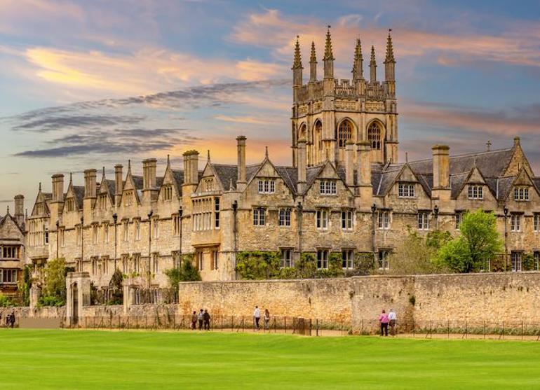 Yüzde 159 zam Vakıf üniversiteleri Oxfordla yarışıyor