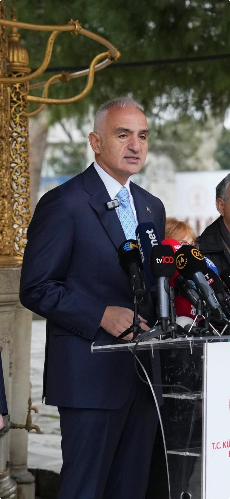 Ayasofyada tarihin en kapsamlı restorasyonu: İbadet ve ziyaret de sürecek