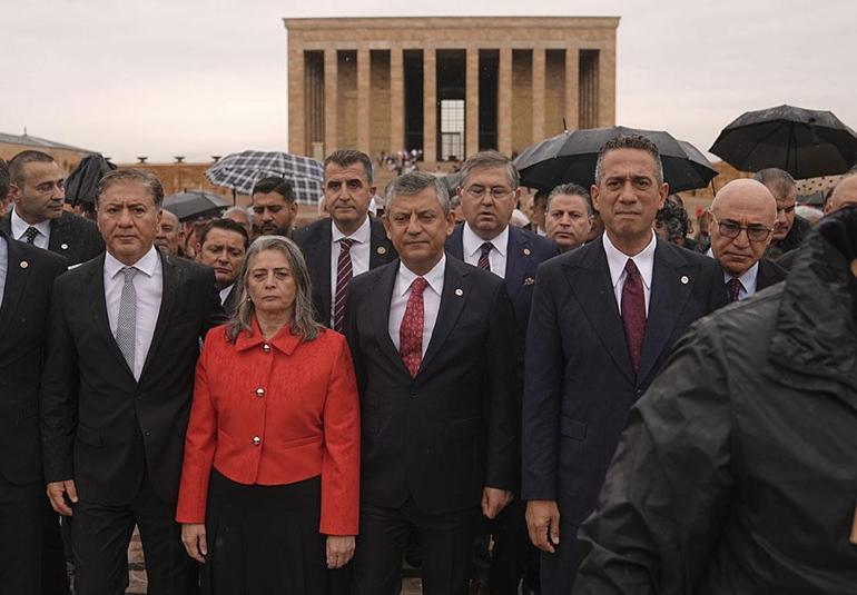 Özgür Özelin A Takımında kim var, kimin üstü çizildi İlk PMde hangi kararlar alındı
