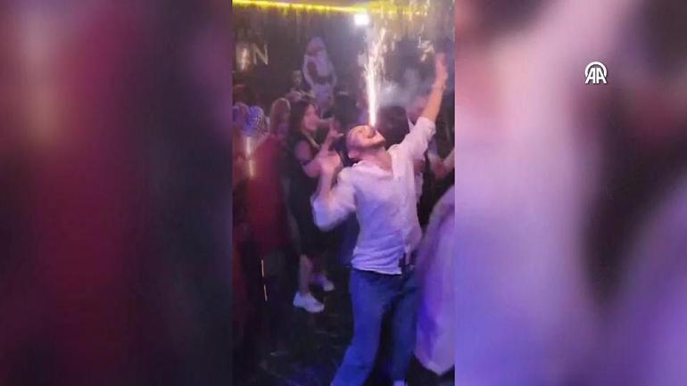 Düğünde yaktığı meşale ağzında patladı