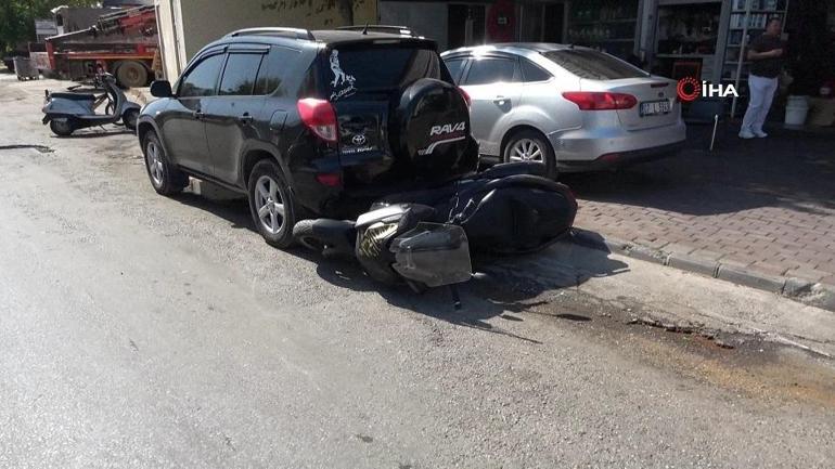 Motosiklet otomobille böyle çarpıştı