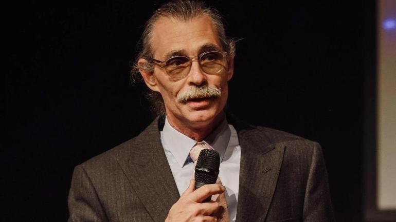 ERDAL BEŞİKÇİOĞLU NEDEN GÖZALTINA ALINDI SON DAKİKA Ankara Etimesgut Belediye Başkanı Erdal Beşikçioğlu Kimdir, Kaç Yaşında, Nereli, Evli Mi Behzat Ç İle de Hafızalarda Yer Etmişti