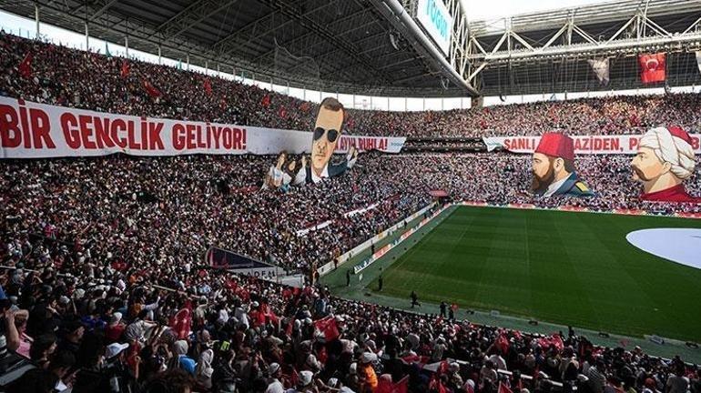 SON DAKİKA | TÜGVA yaz okulları finali... Cumhurbaşkanı Erdoğan: Bu milletin tertemiz evlatlarını kirli emellerine alet edemezler