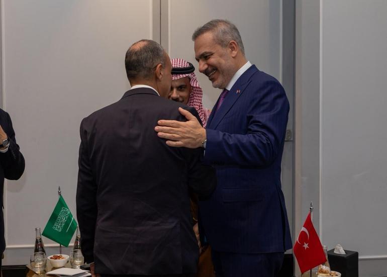 Ürdün’ün başkentinde 4lü zirve