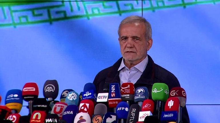 Pezeşkiyan istifa iddialarını yalanladı