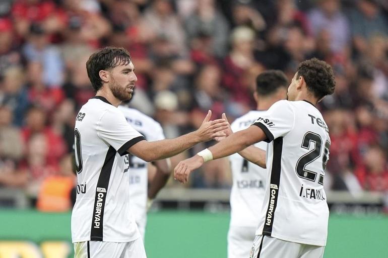 Beşiktaş, Hradec Kralove karşısında kapalı savunmayı nasıl açacak Semih Sezerliden tur analizi...