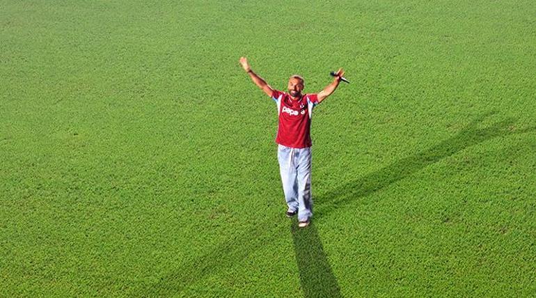 Mohamed Salah, Trabzonsporluların önünde imzayı attı