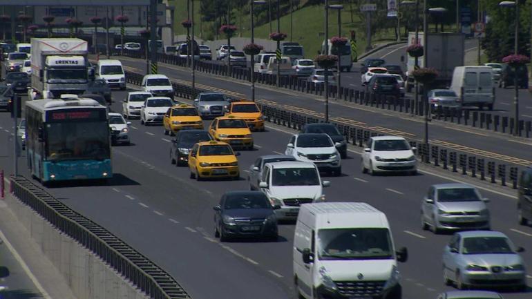 Araç çok, park yeri yok Yılda 40 litre akaryakıt