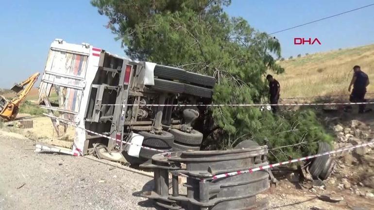 MANİSADA FECİ KAZA 1 ölü, 7 yaralı