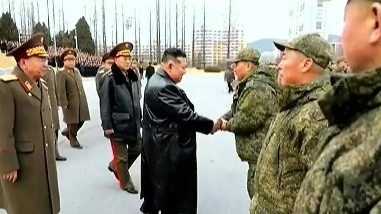 Zelenskiden kritik asker iddiası: “Kuzey Kore’den Rusya’ya 50 bin asker”