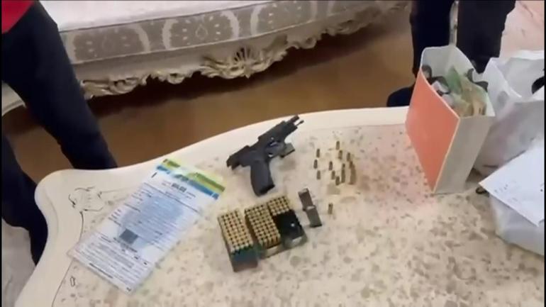 Evde 65 milyon TLlik döviz ve ziynet bulundu