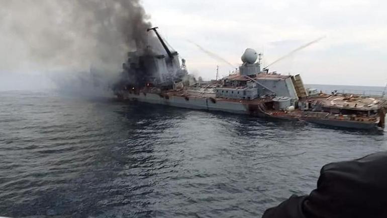 Putin AByi hedef aldı: Rus gemilerine müdahaleye karşılık vereceğiz