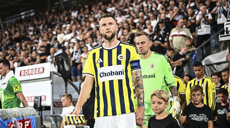 Fenerbahçe, Lyon maçları kadrosunu UEFA’ya bildirdi