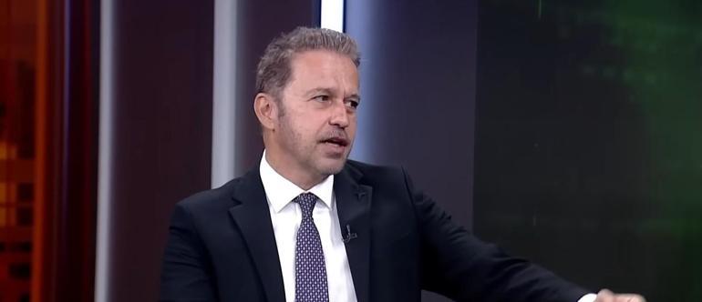 Galatasaray tribünleri yönetime istifa çağrısı yaptı