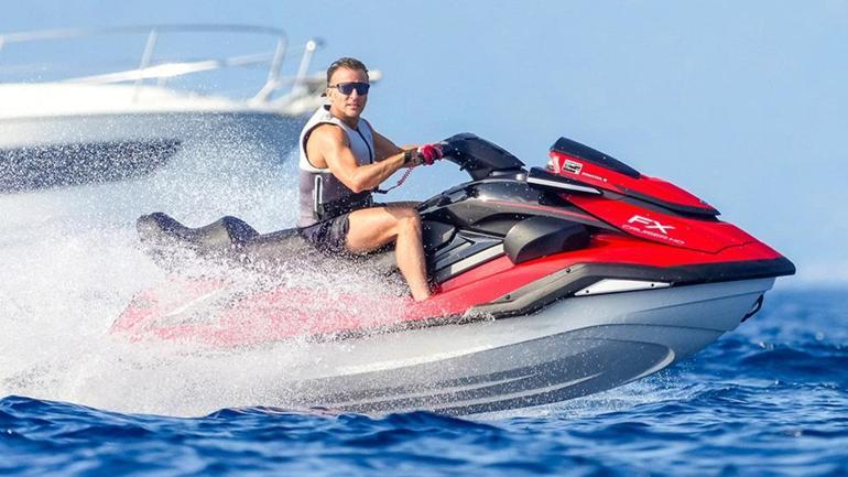 Muhalefet topa tuttu: Emmanuel Macron: İktidardaki son yaz
