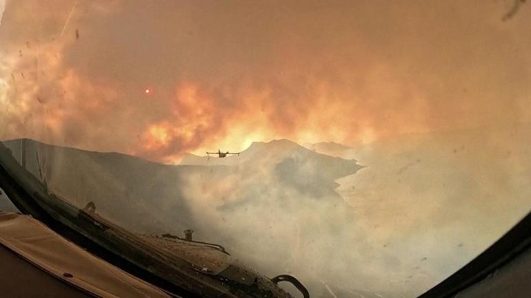 Orman yangınları Hırvatistanı yaktı: Yıldırım hızıyla yayılıyor