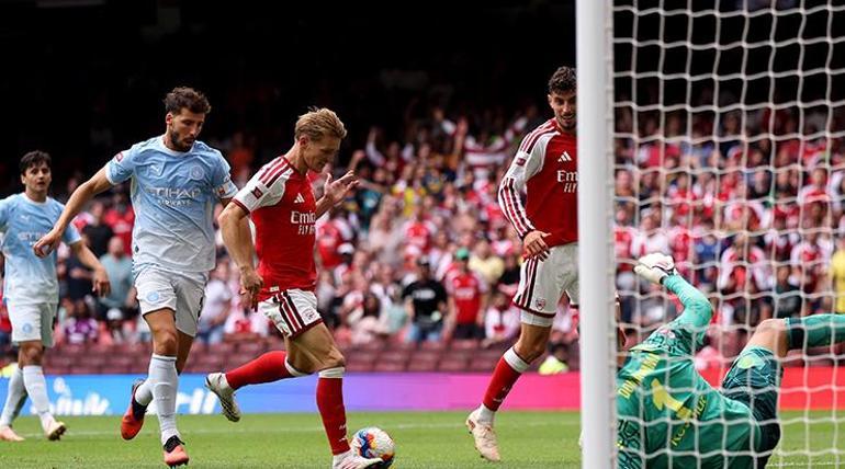 Arsenal, Manchester City’i Community Shield’de dağıttı