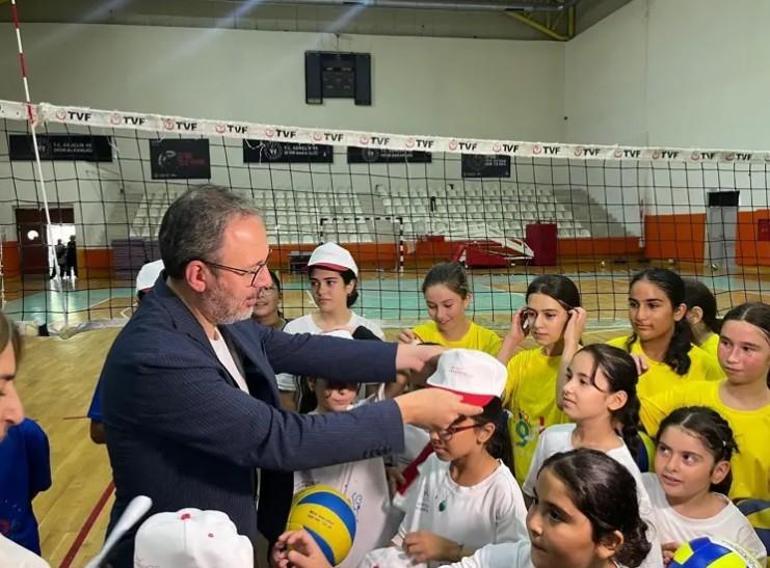 AK Partili Kasapoğlu: 7den 77ye herkesi sporla buluşturacağız