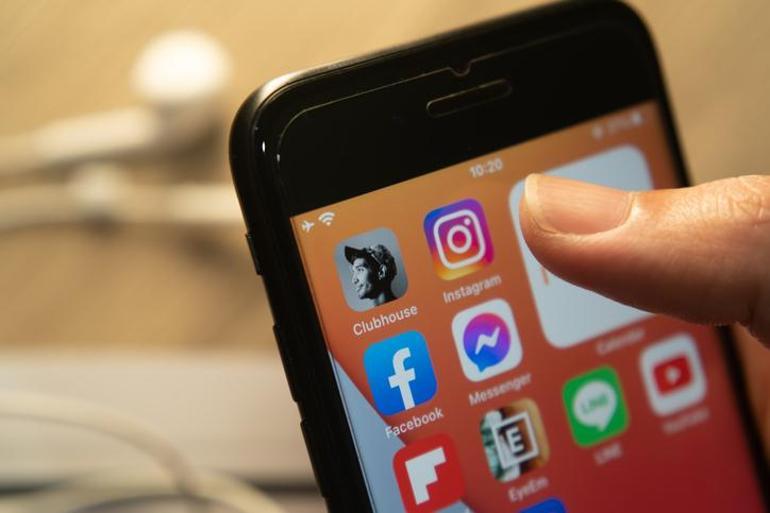 INSTAGRAM ÇÖKTÜ MÜ 19 AĞUSTOS 2026 | Instagram bildirimleri etkinleştir uyarısı nedir, bildirimler neden gelmiyor, sorun düzeldi mi Kullanıcılar isyan etti