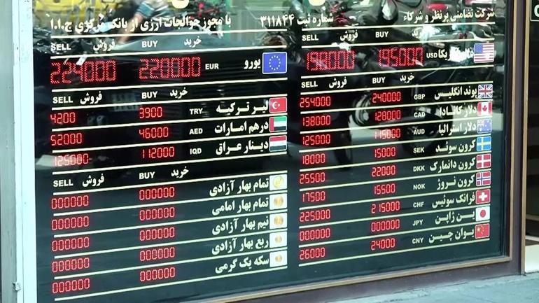 İranda ekonomik kriz derinleşiyor: Riyalde rekor düşüş, zamlar durmuyor