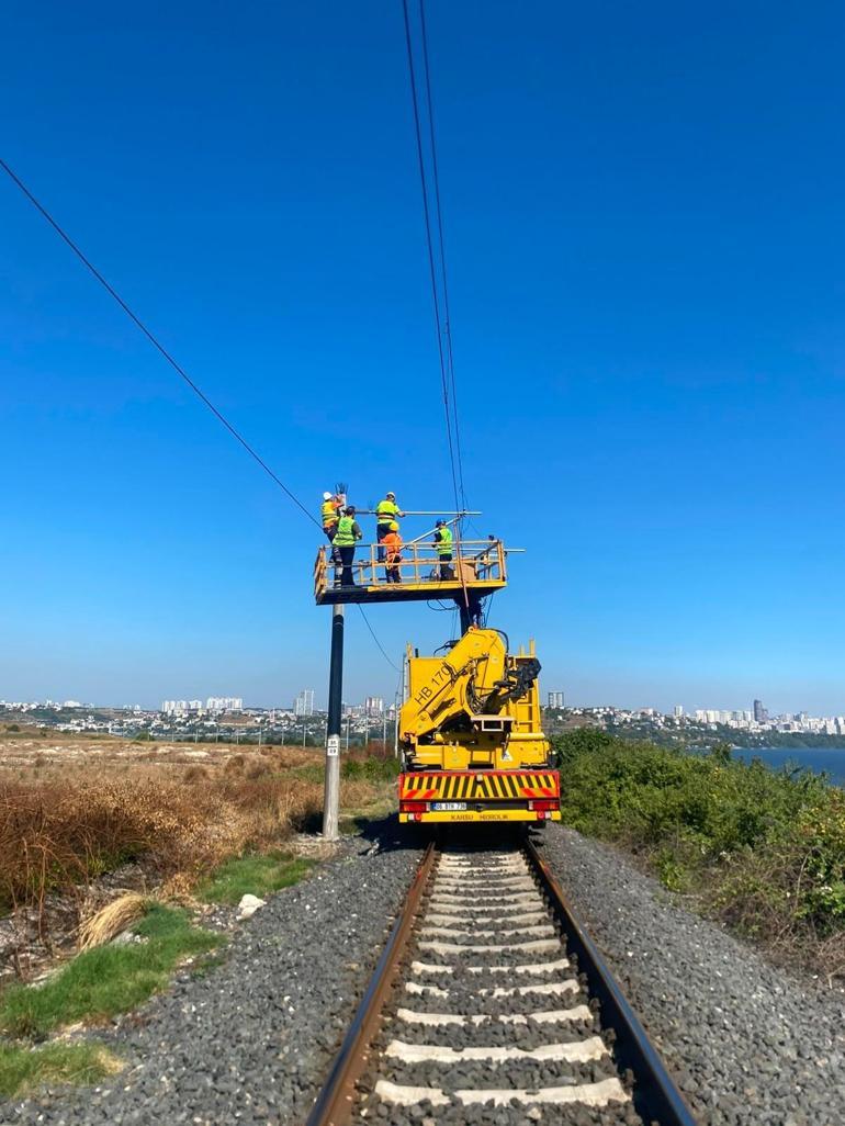 153 yıllık demiryolunda elektrik hatlarına “Leylekkonmaz” tedbiri