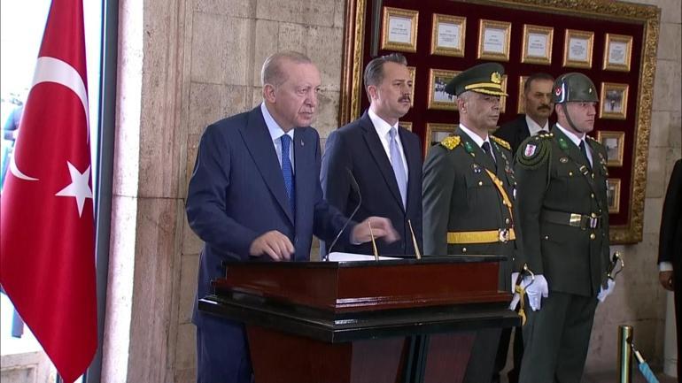  Devletin zirvesi Atanın huzurunda