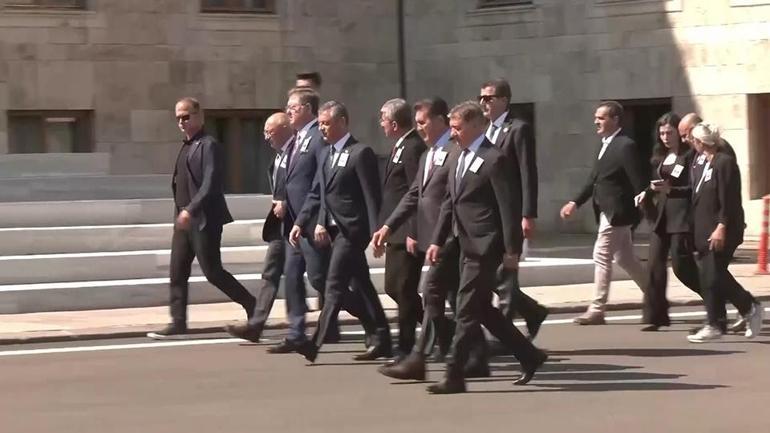 Muharrem İnceden Yeni Parti’ye helal para mesajı