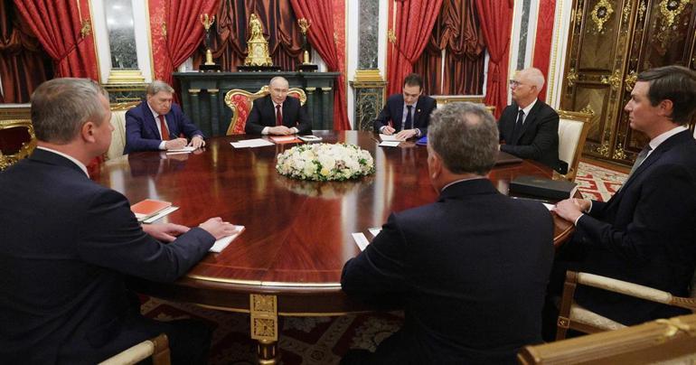 KRİTİK GÖRÜŞME BİTTİ Putinden Trumpa mesaj