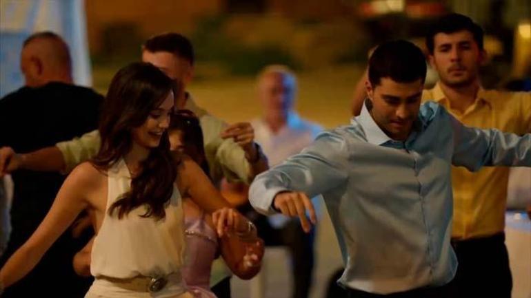 Mahalle Gerçekten Yaşıyor Gibi