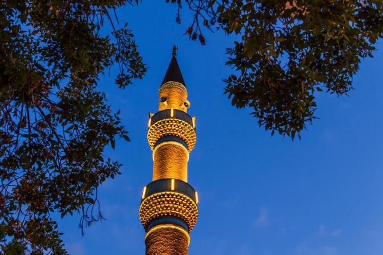 2027 RAMAZAN BAYRAMI NE ZAMAN Ramazan Bayramı 2027de Hangi Aya Denk Geliyor Bayram Tatili Kaç Gün Diyanet 2027 Dini Günler Takvimi