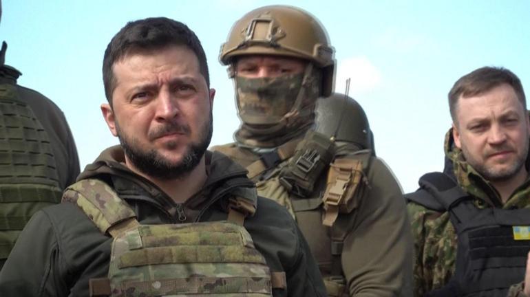 Zelenski kapıyı açtı: Putin ile görüşecek mi Barış masası Miami’ye mi taşınıyor