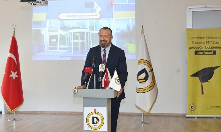 Demirören Medya Lisesinde ilk ders günü heyecanı