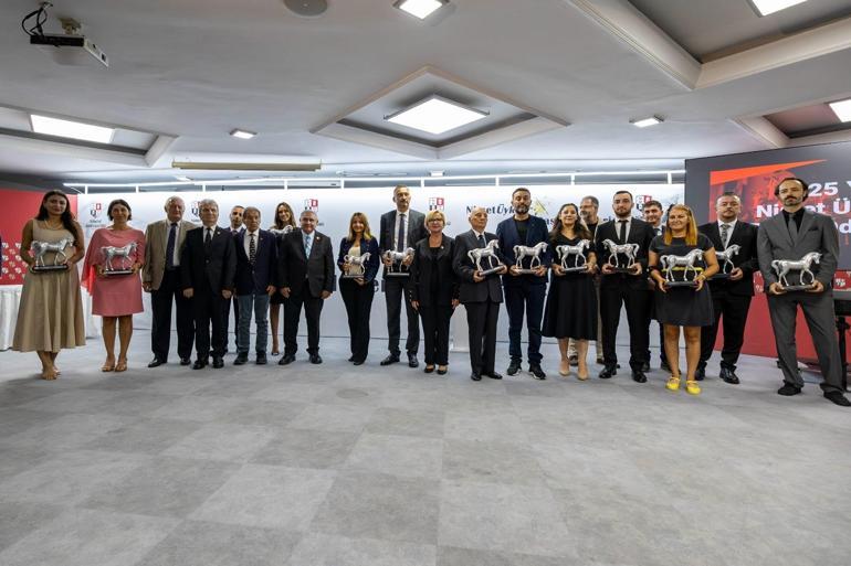 TJK’DAN DEMİRÖREN MEDYA’YA İKİ ÖDÜL