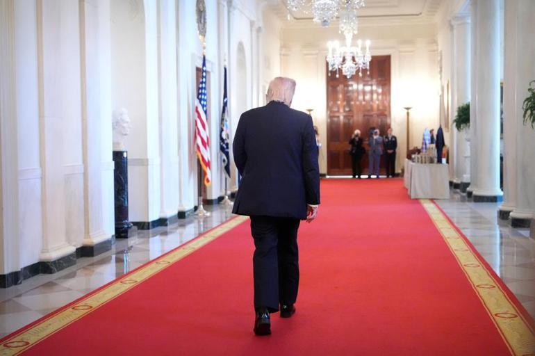 Trump ve ekibi yenilgiyi kabul mü etti JD Vance: Bize bir şans daha verin