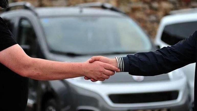 Aracını satmak isterken dolandırılmaktan son anda kurtuldu